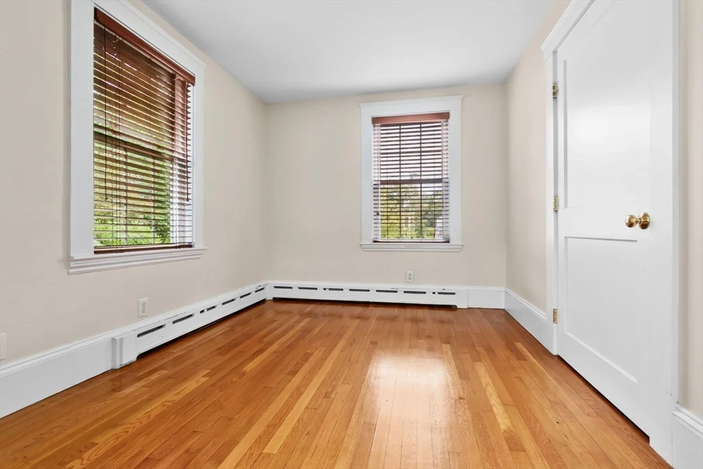 27 High St, Beverly Farms