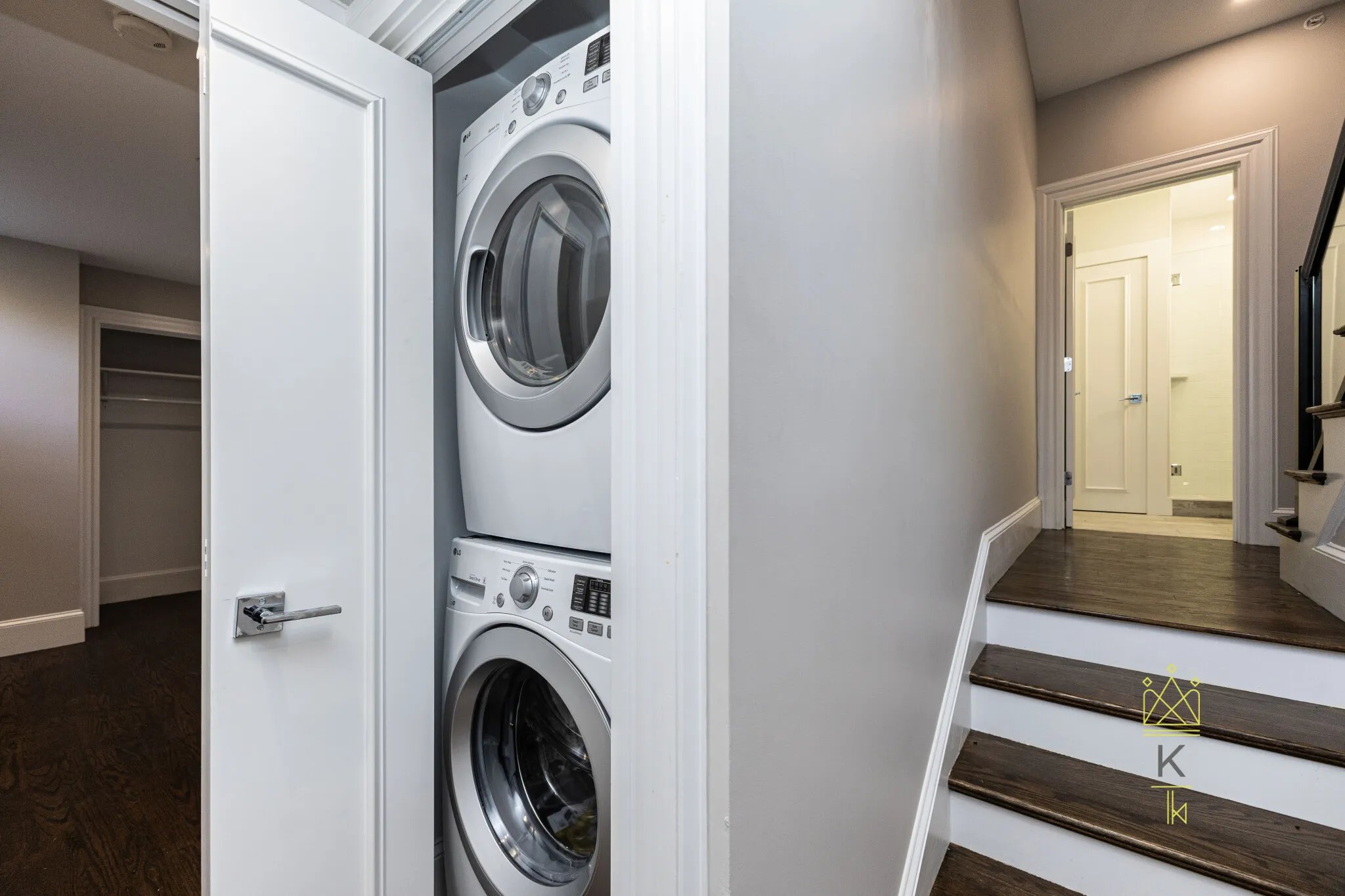 85 Regent St, Roxbury