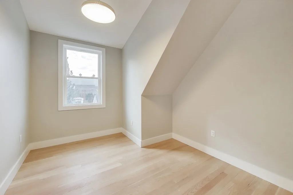 2195 Dorchester Ave, Dorchester