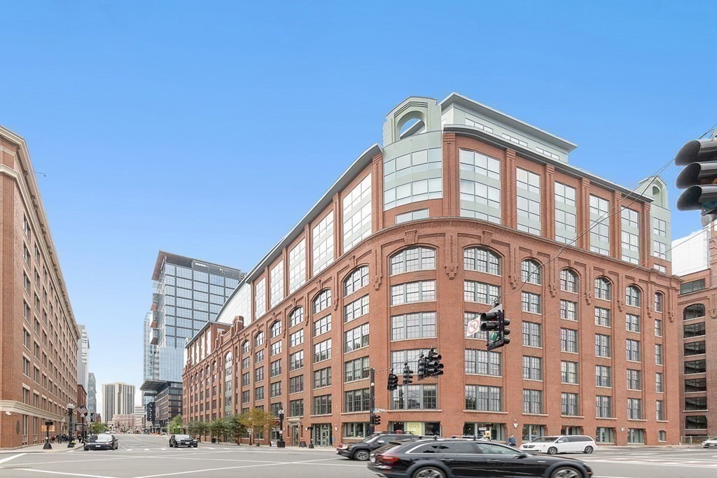 234 Causeway St, West End