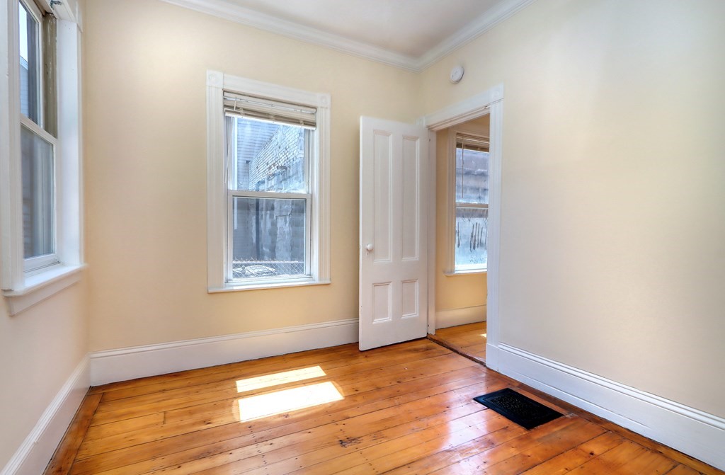 2 bed, 1 bath apartment for rent at 5 Stanford Ter Unit 1, Porter Square — photo 9 of 20
