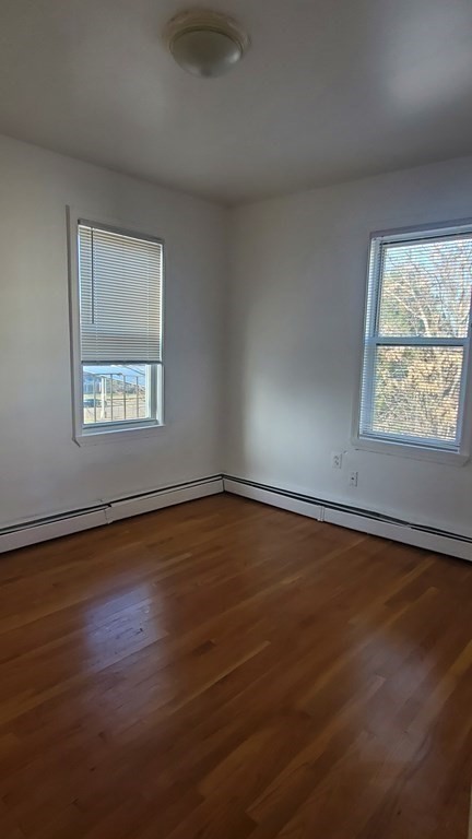 3 bed, 1 bath apartment for rent at 155 Centre Unit 3, Roxbury — photo 15 of 18