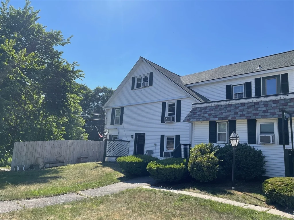 4 West St, Wrentham