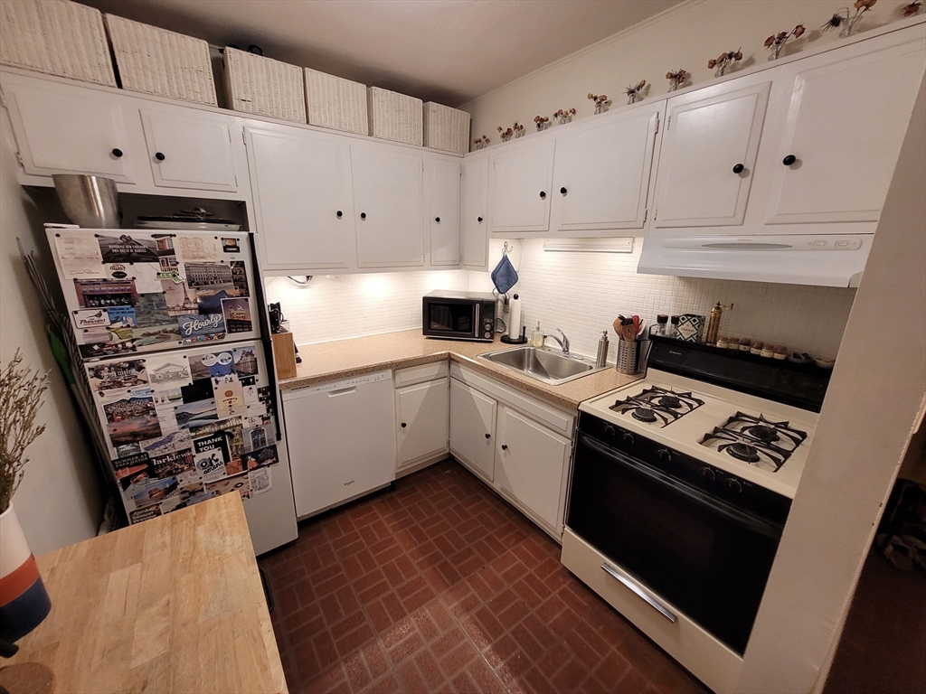 30 Holyoke St, South End