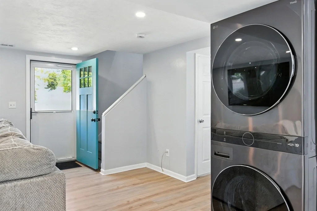 21 Petipas Ln, Randolph