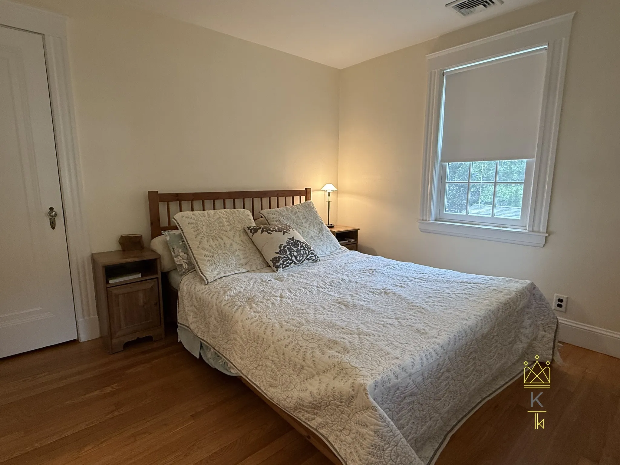 24 Beverly Rd, Newton Highlands