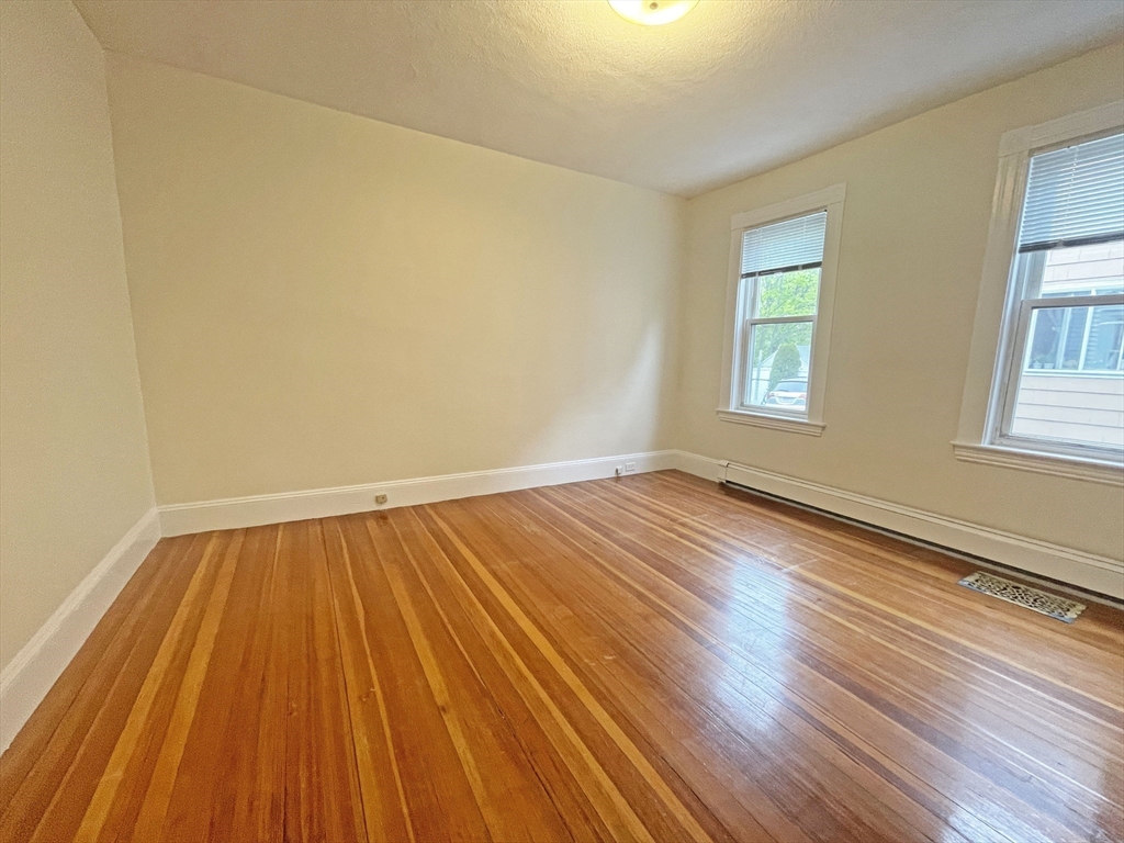 301 Lexington St, Auburndale