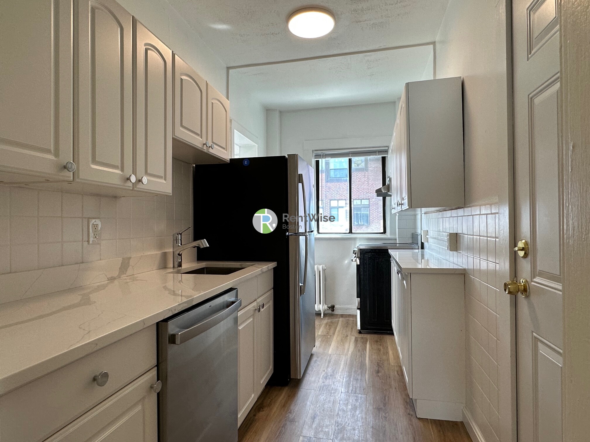 230 Walnut St, Newtonville