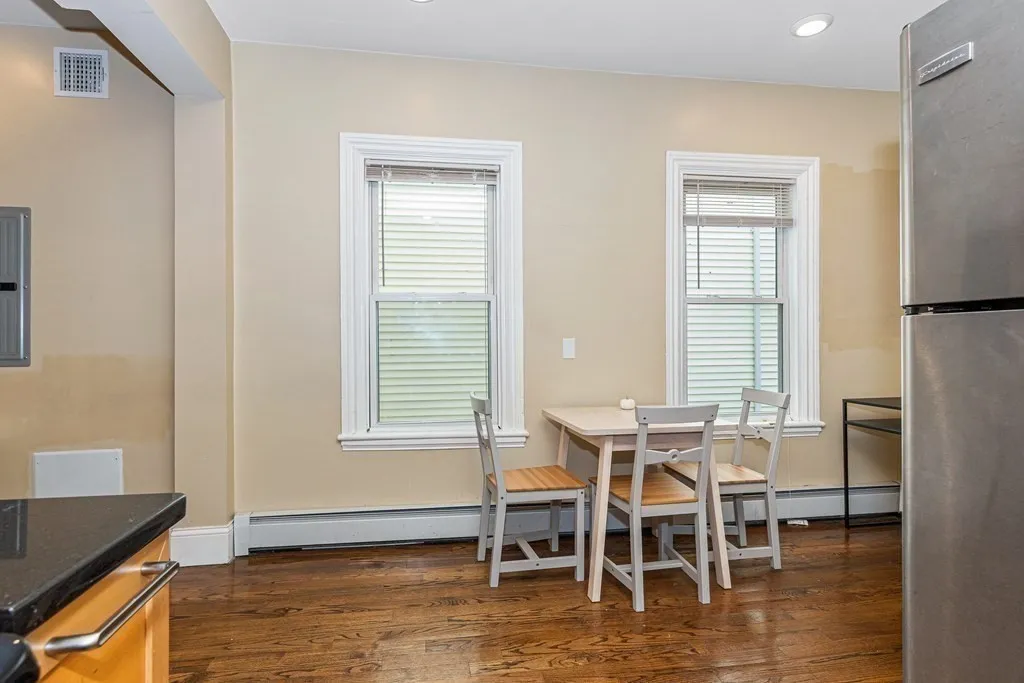 1566 Tremont St, Mission Hill