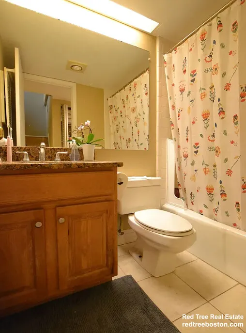 85 Brainerd Rd, Brighton