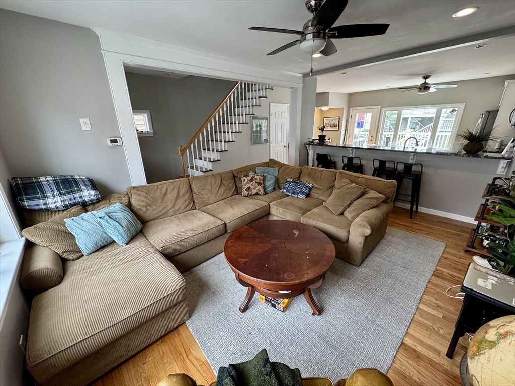 371 Silver St, South Boston