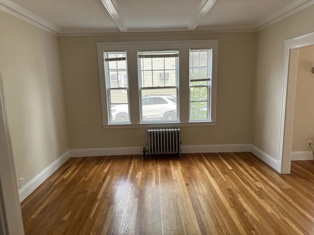 106 Kenoza Ave, Winnekenni Park