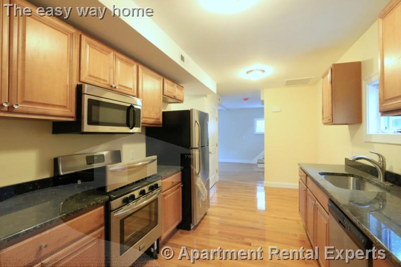 29 Elmwood St, Davis Square