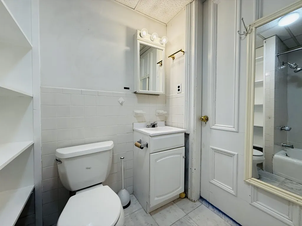 365 Beacon St, Back Bay