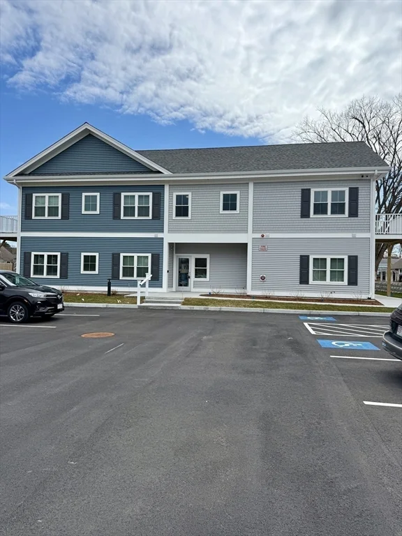 626 Main St, Dennis Port
