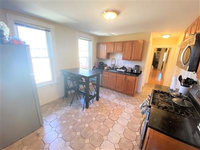 174 Elm St, North Cambridge