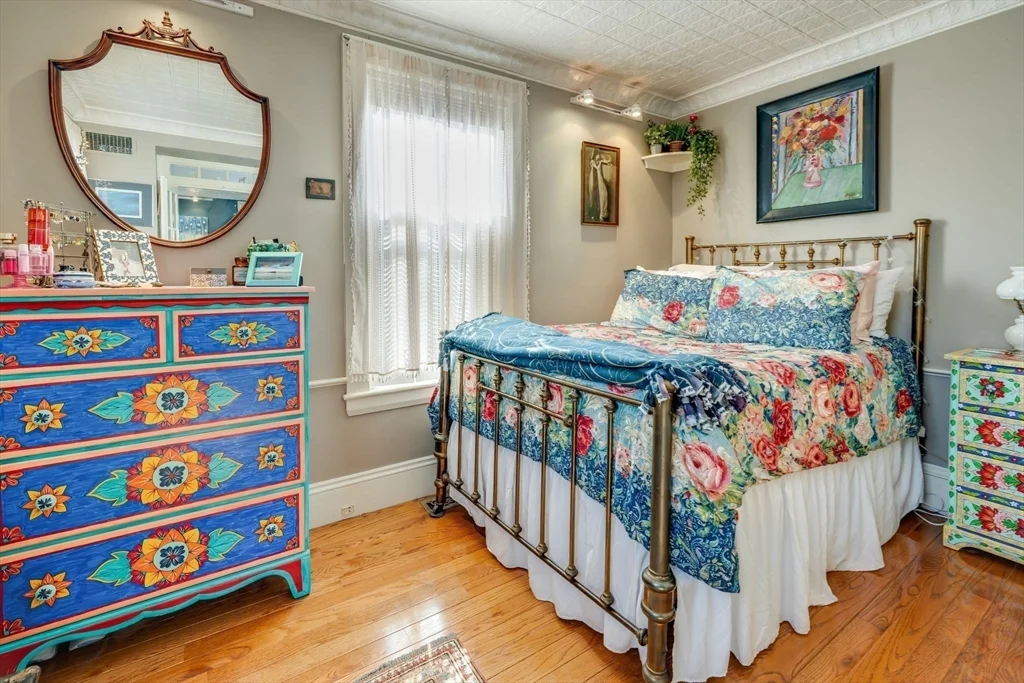 49 Atlantic Ave, Marblehead