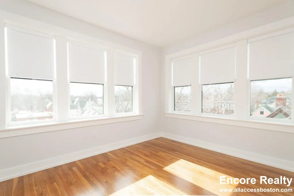 16 Forest St, Baldwin