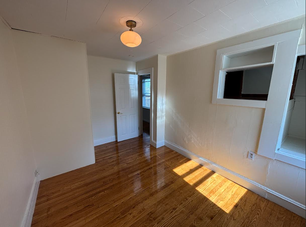 30 Hanson St, Ward Two