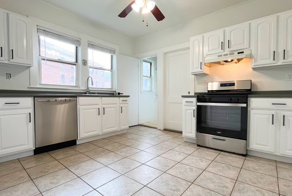 44 Bellevue St, West Roxbury