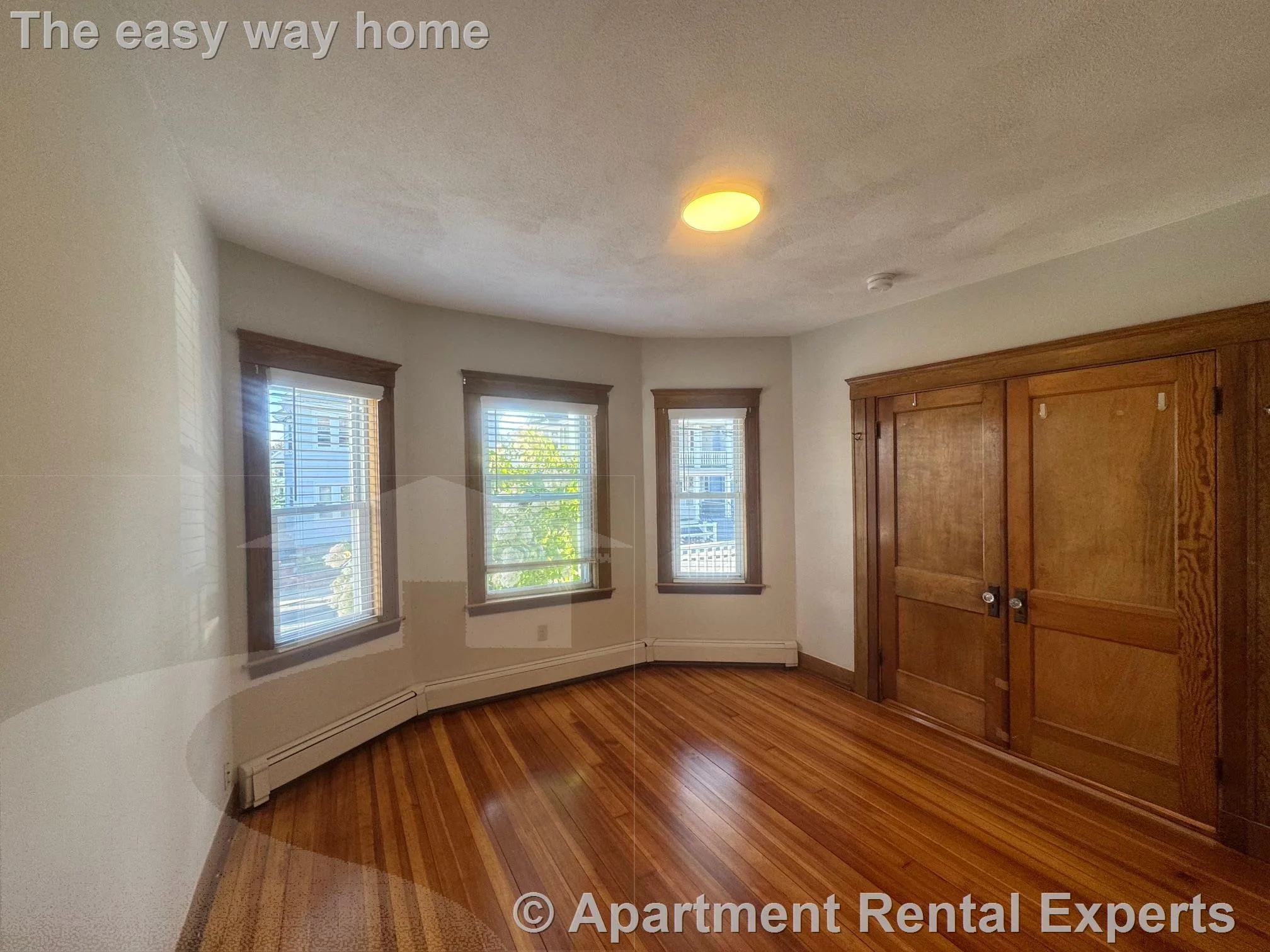 29 Frederick Ave, Tufts