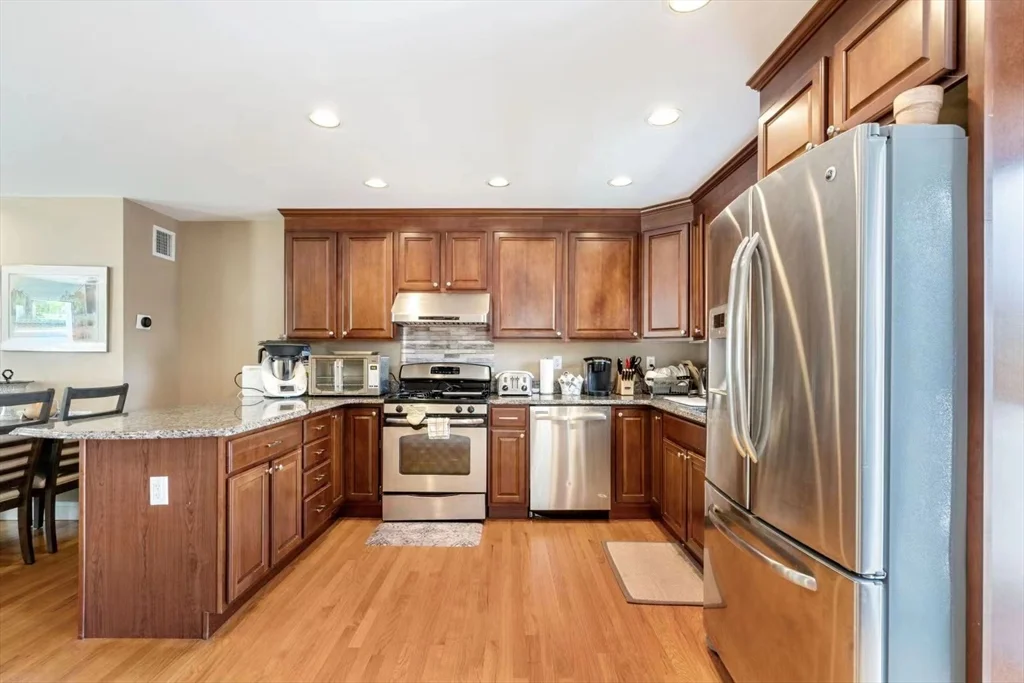 83 Orient, Arlington