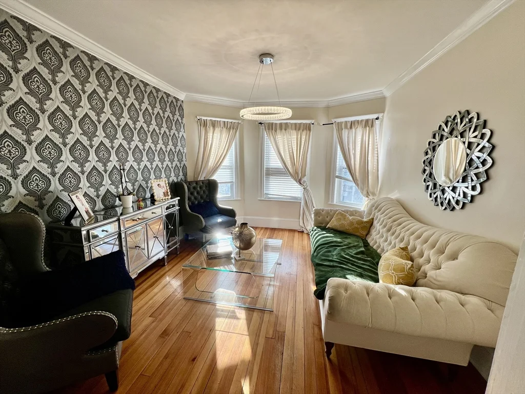 41 Pearl St, Everett