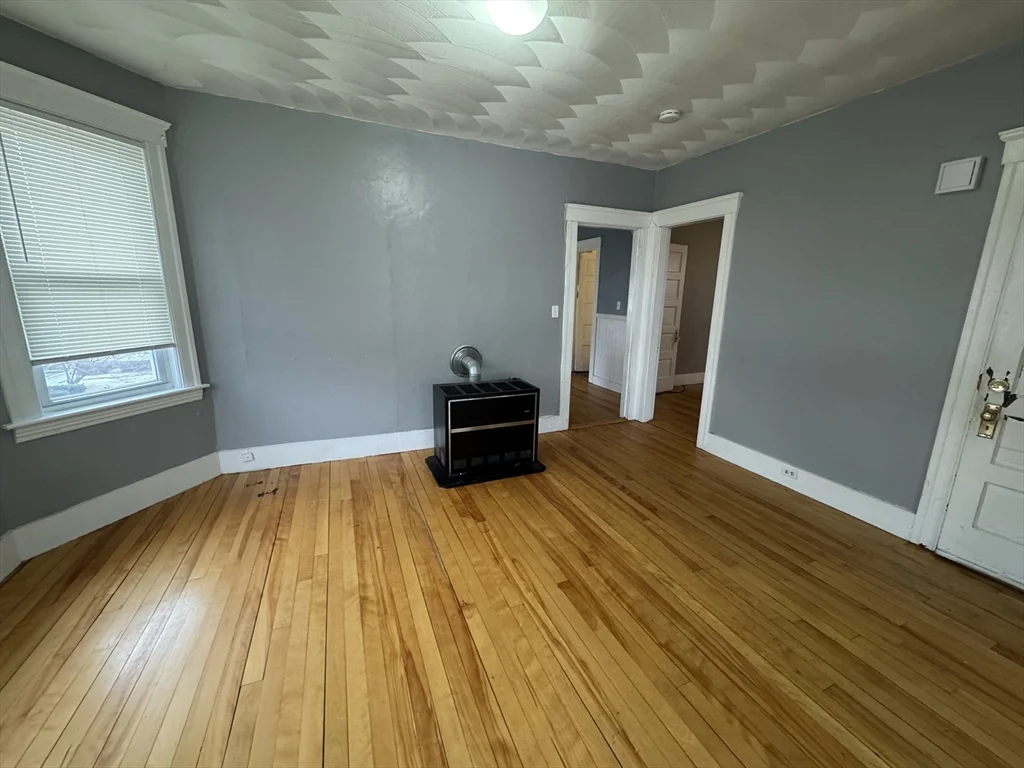 156 Fairmont Ave, Worcester