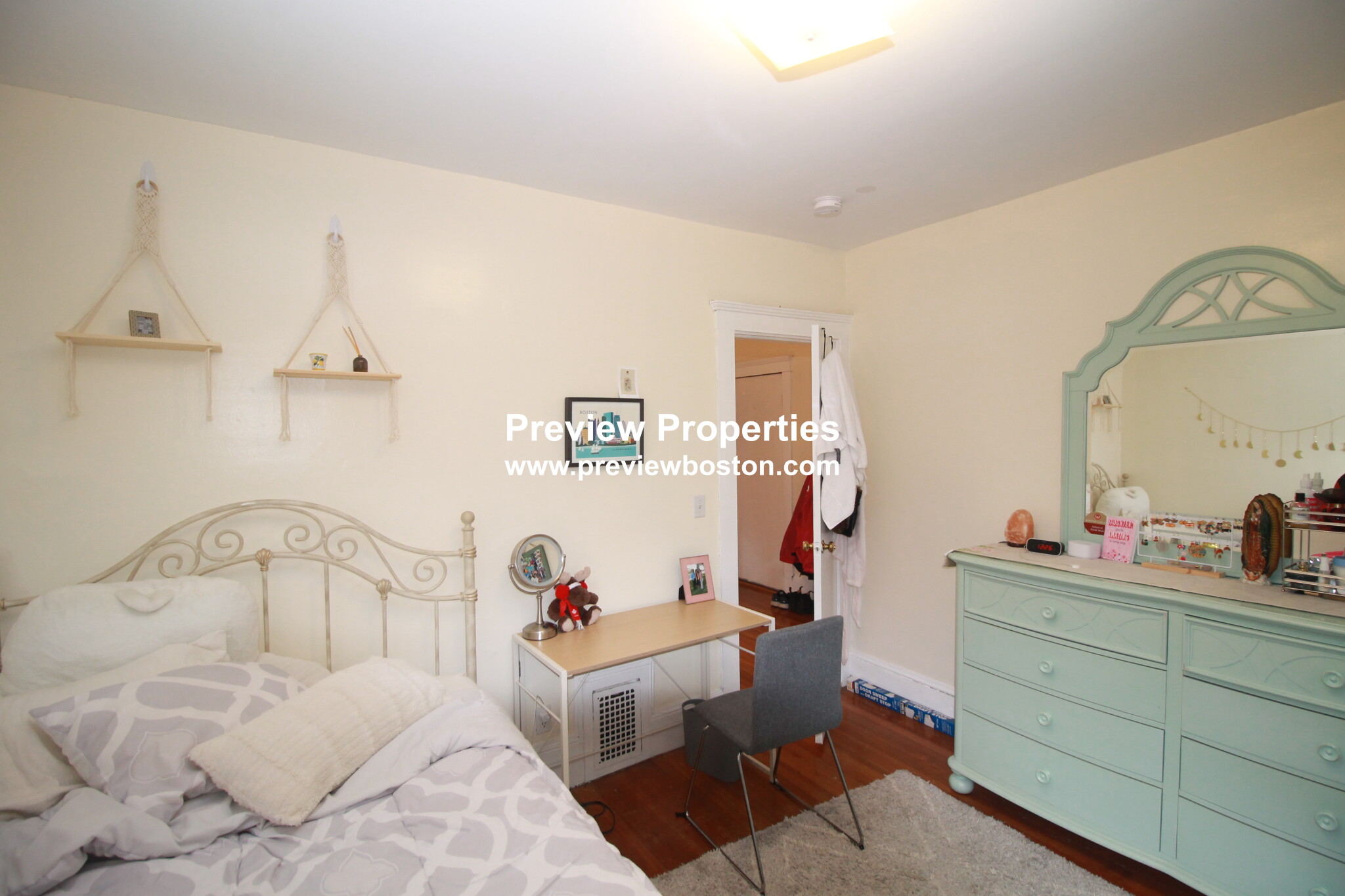 505 Washington St, Brighton