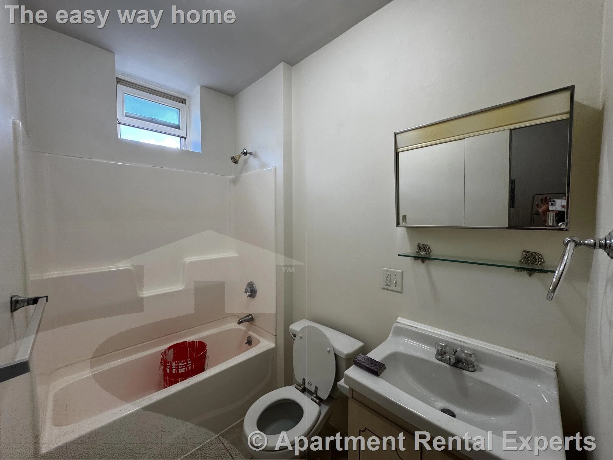 64 Vinal Ave, Spring Hill