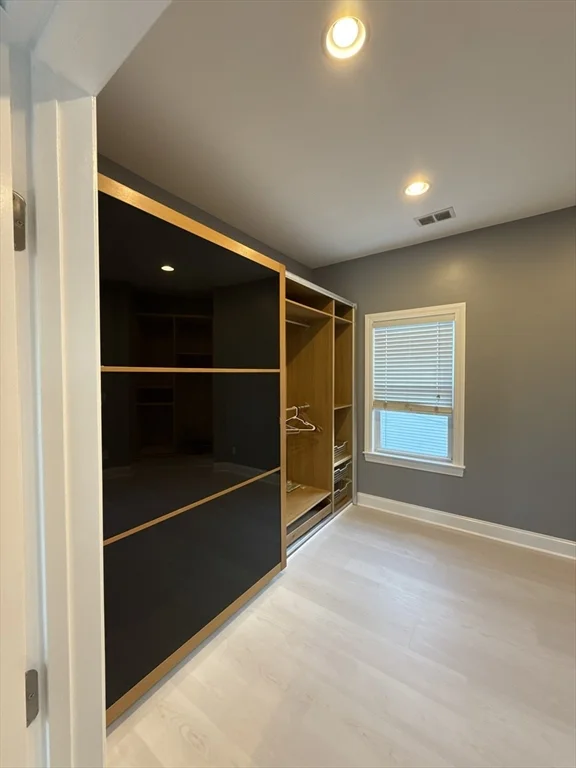 285 Crescent Ave, Beachmont