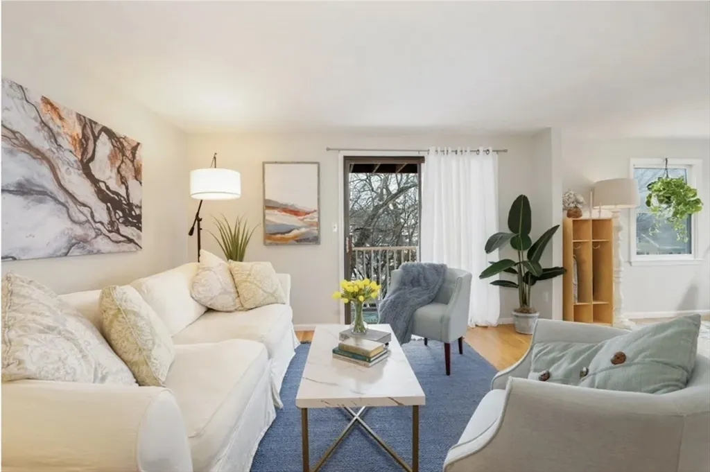 25 Rockland St, West Roxbury