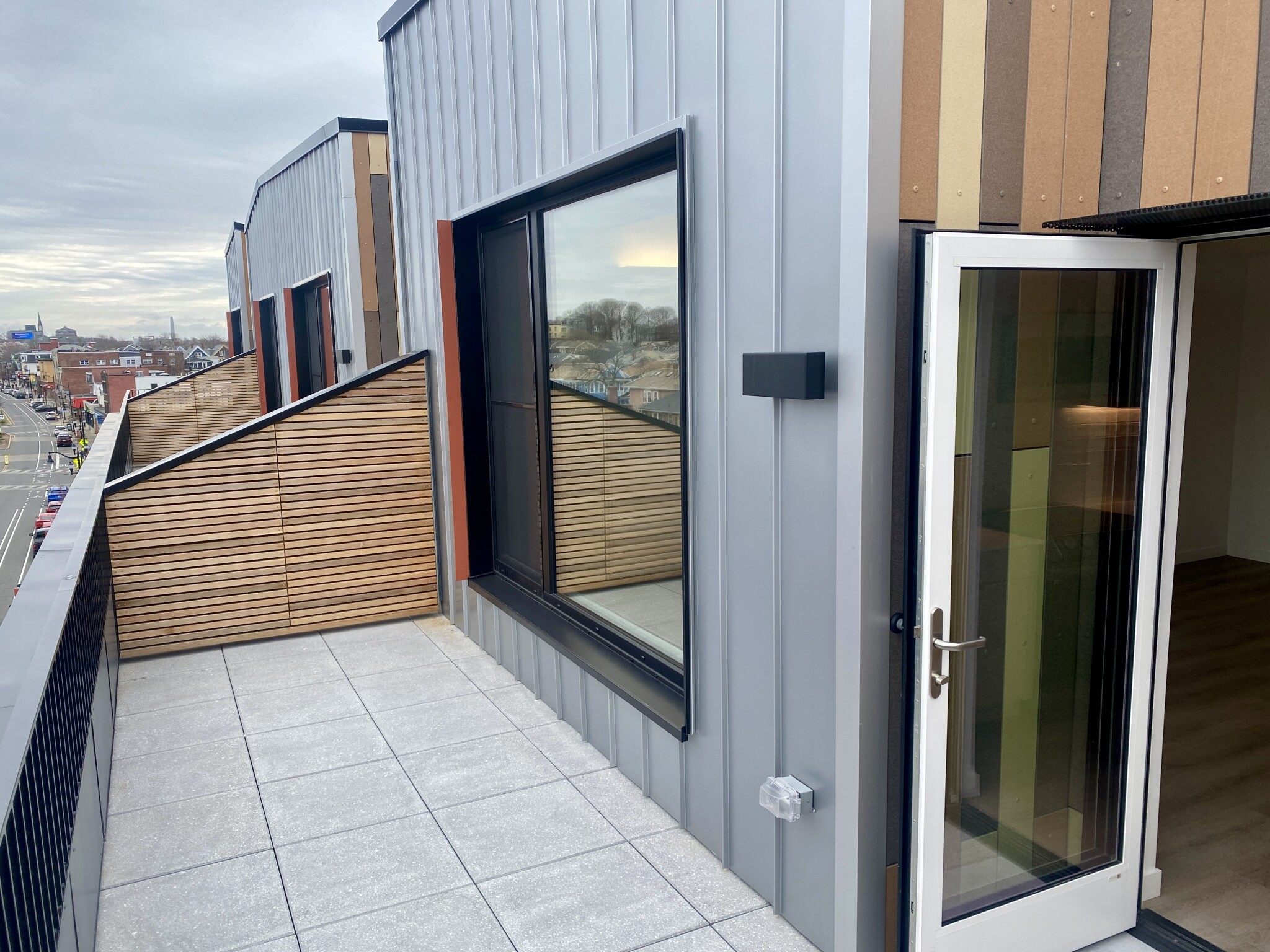 154 Broadway, East Somerville