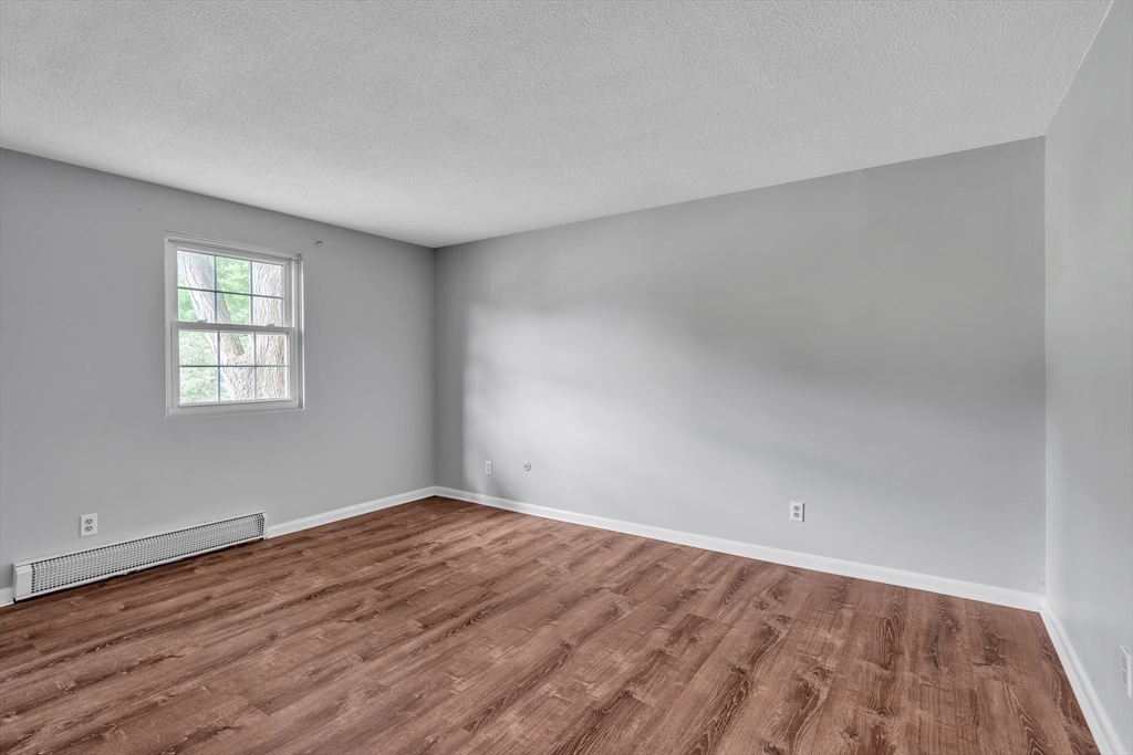 89 Pleasant St, Medfield