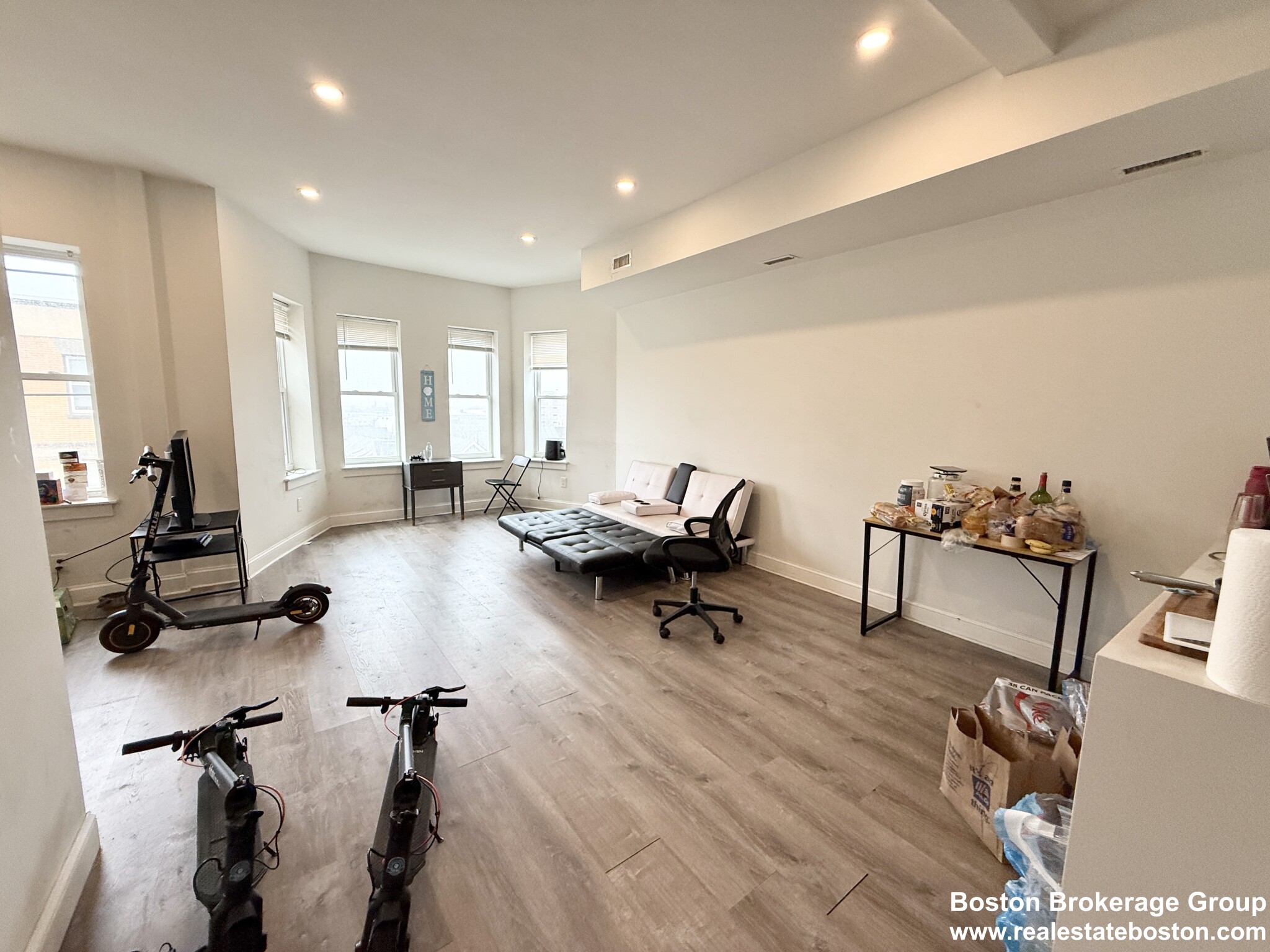 301-305 Dudley St, Roxbury