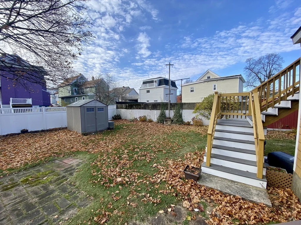 20 Webster Ave, East Somerville