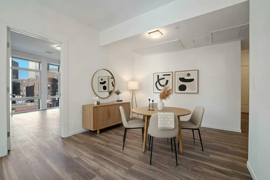 839 Beacon St, Fenway