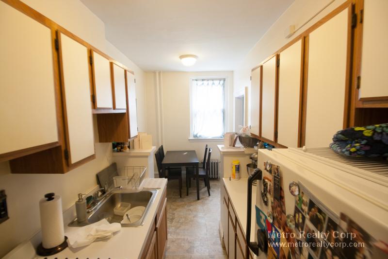 85 Strathmore Rd, Brighton