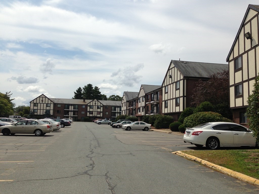 59 Highland Glen Dr, Randolph