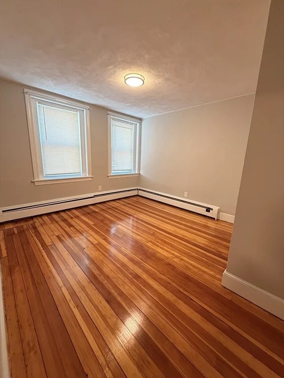 260 Washington St, Salem