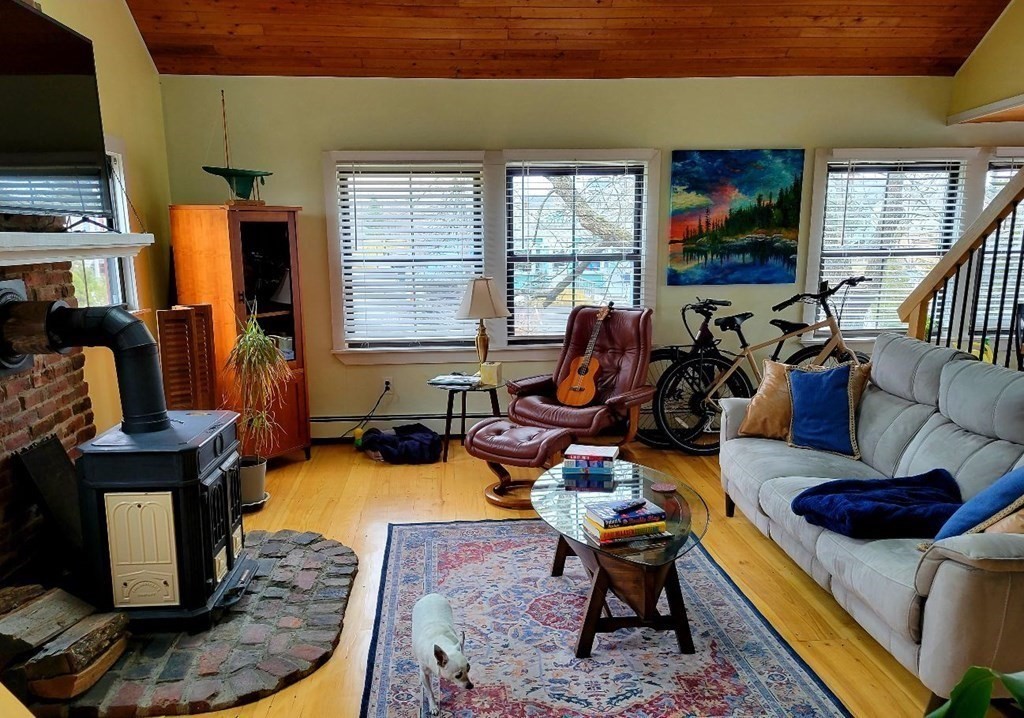 13 Plum Island Tpk, Plum Island