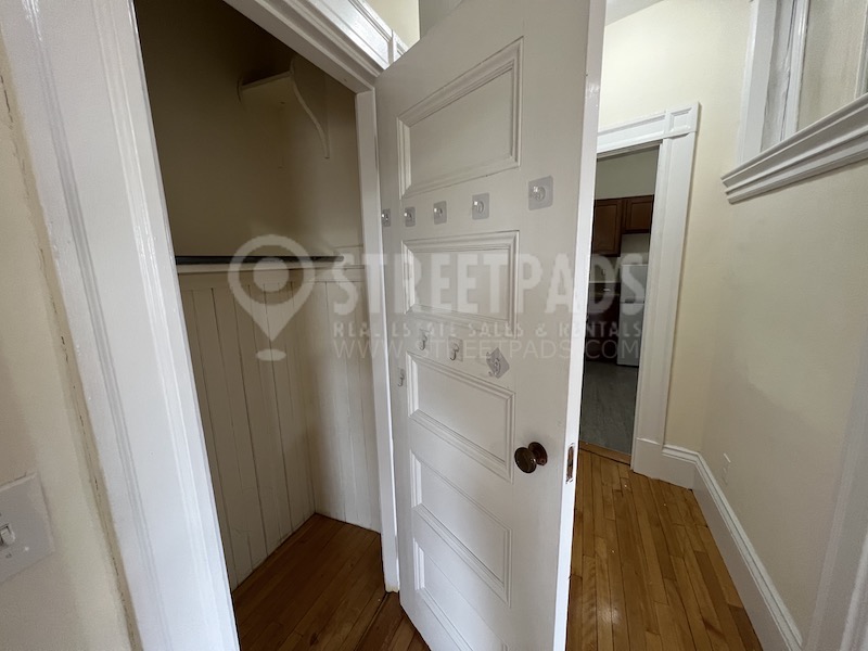 2 Ware St, Mid-Cambridge