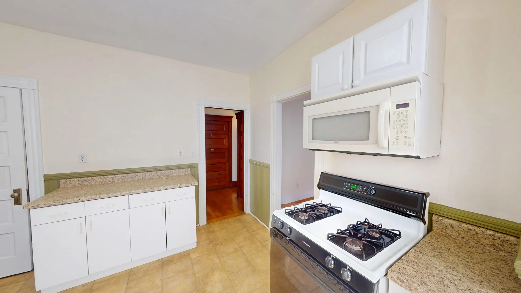 98 Westbourne Terr, Washington Square