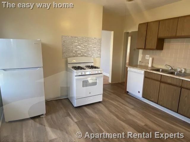 1262 Broadway, Teele Square