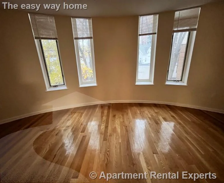 17 Bow St, Union Square