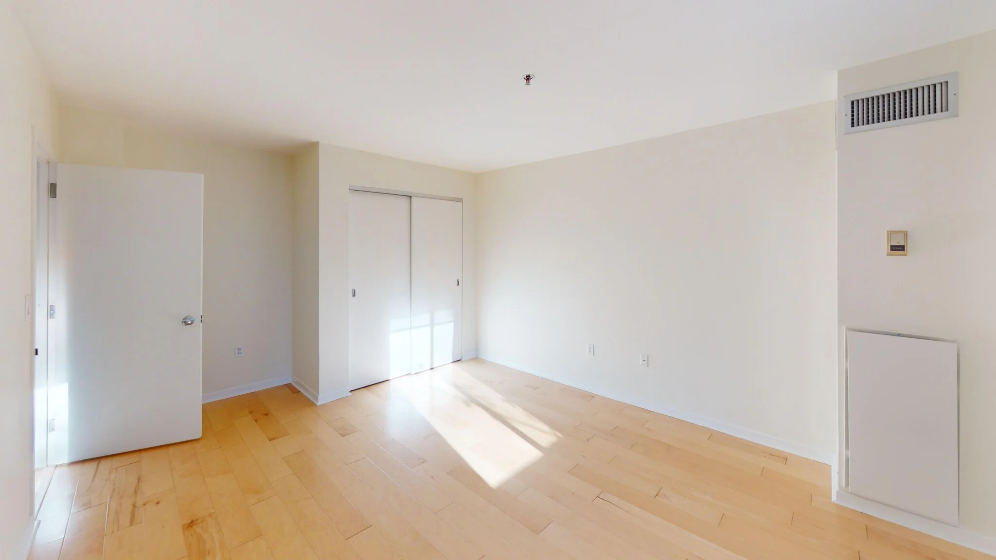 950 Massachusetts Ave, Central Square