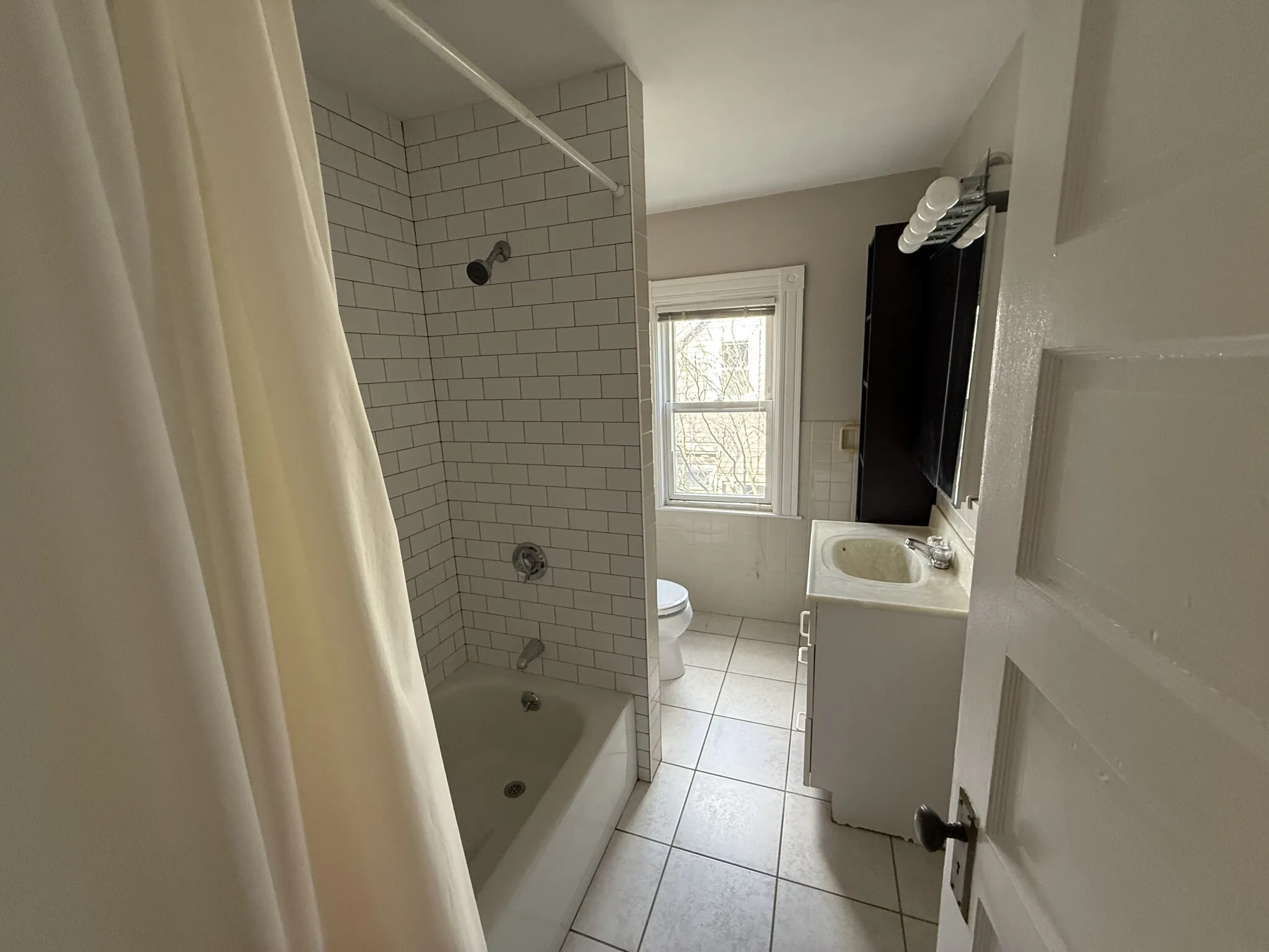 262 Lake Ave, Newton Highlands