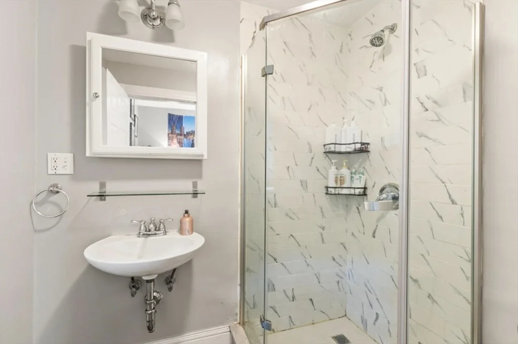 8 Taft St, Dorchester