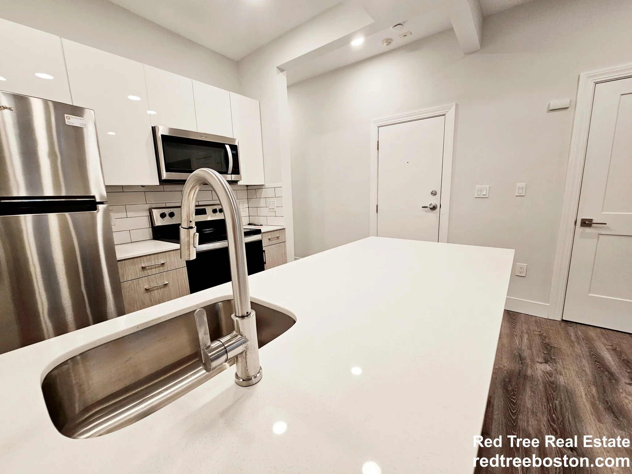 51 Queensberry St, Fenway