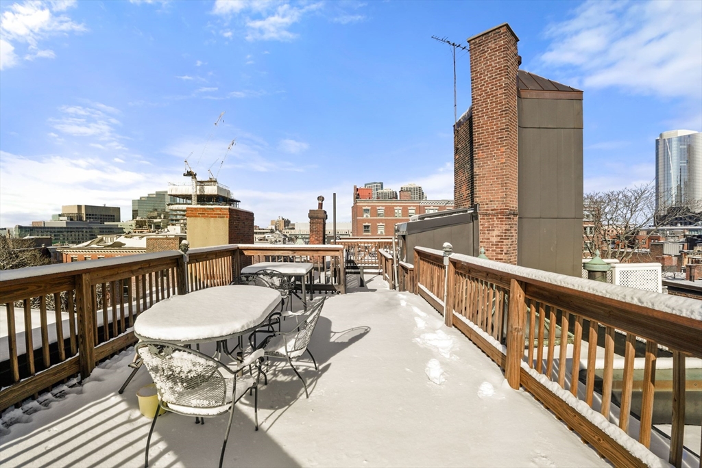 15 Pinckney St, Beacon Hill